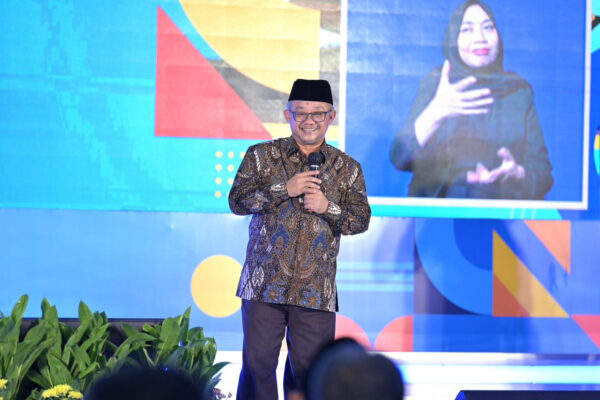 115 Penggerak dan Inovator Pendidikan Nasional Terima Penghargaan Kemendikdasmen