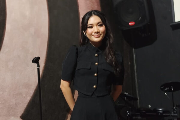 Ardhita Perkenalkan Diri Lewat Lagu Stupidly