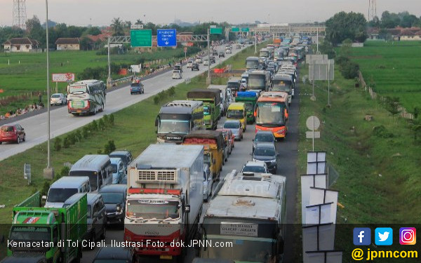 Arus Balik Lebaran, Lebih dari 4 Ribu Kendaraan Melintas di Tol Cipali Pada Sabtu Ini
