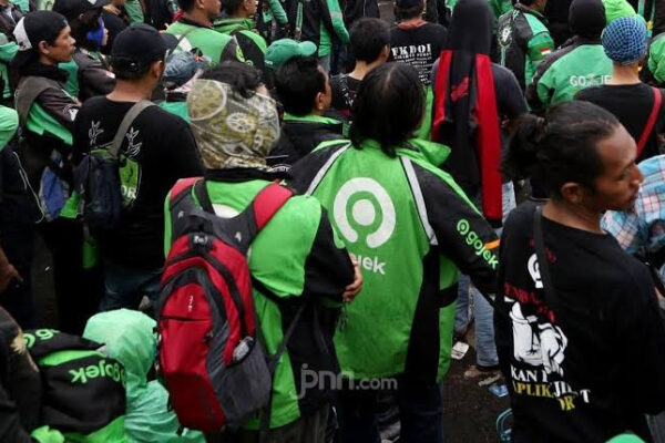 Asosiasi Taksi Online Menolak Potongan Komisi Jadi 10 Persen, Ini Sebabnya