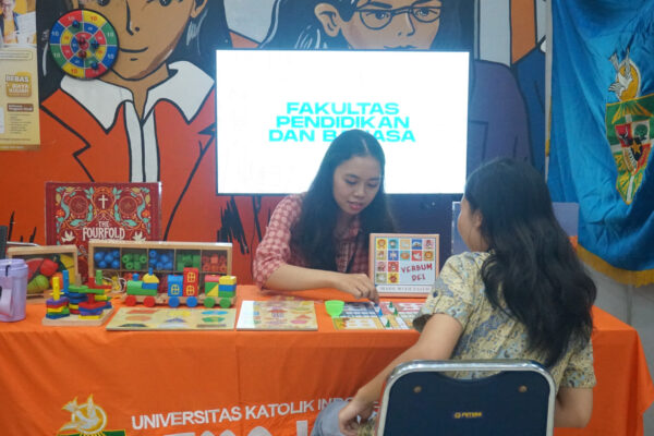 Banyak Beasiswa, Open House Unika Atma Jaya Dibanjiri Calon Mahasiswa