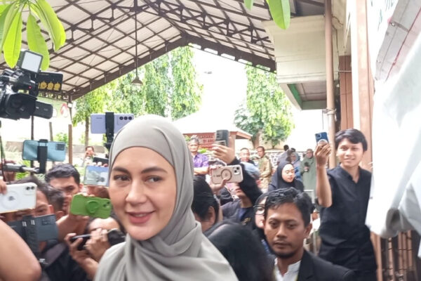 Beredar Draft Putusan Cerai Paula Verhoeven, Tim Kuasa Hukum Bilang Begini