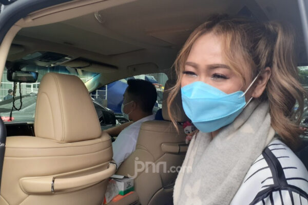 Berhubungan Dekat, Inul Daratista Temani Titiek Puspa Sejak Hari Pertama di Rumah Sakit
