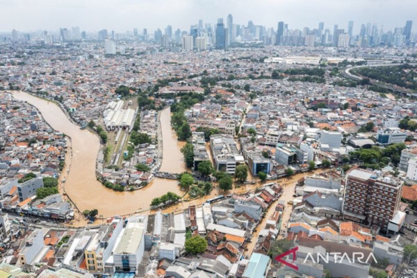 BNPB Sebut Kerugian Akibat Bencana Banjir di Jabodetabek Mencapai Rp 1,69 Triliun