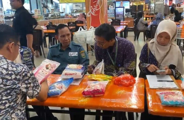 BPOM Temukan 7 Produk Makanan Mengandung Babi di Dua Retail Palembang