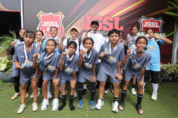 Debut Manis HydroPlus Strikers & MilkLife Shakers Raih Runner-up di JSSL Singapore 7’s 2025