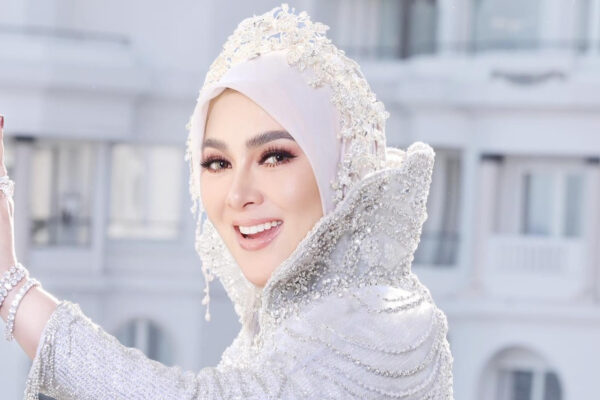 Duh, UNESCO Bantah Beri Penghargaan kepada Syahrini di Cannes