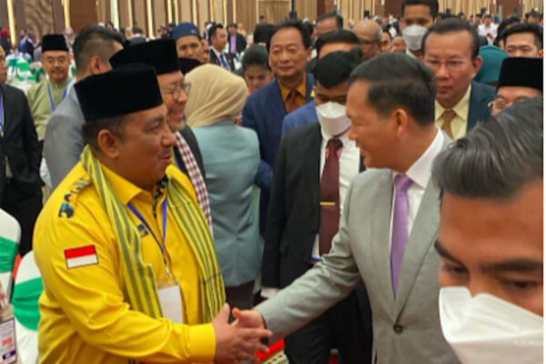 Hadiri Buka Puasa Bersama PM Kamboja, Ketum PP AMPG Sampaikan Salam dari Presiden Prabowo & Ketum Golkar Bahlil
