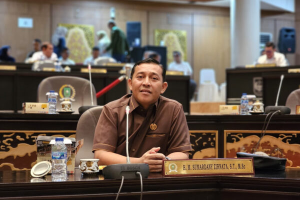 HM Sumardany Luruskan Pernyataan Gubernur Soal Penjualan Stadion Utama Riau