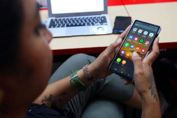IDF 2025 Soroti Literasi Digital Rendah di Indonesia, Tekankan Penataan Ulang Regulasi