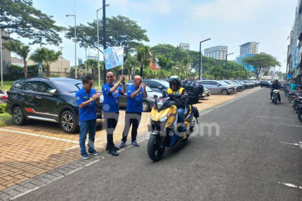 Ingin Umrah, Bikers Asal Makassar Ini Touring ke Makkah Naik Motor