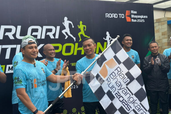 Irjen Herry Resmi Buka Pendaftaran Riau Bhayangkara Run 2025