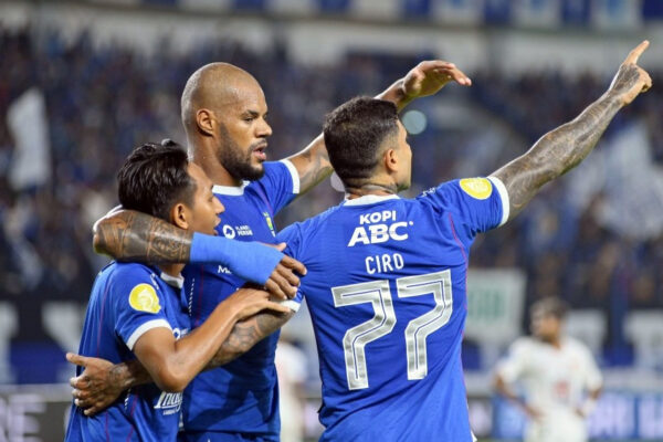 Juara Liga 1, Persib, Pemain, dan Pelatih Masuk Buku Sejarah, Simak di Sini