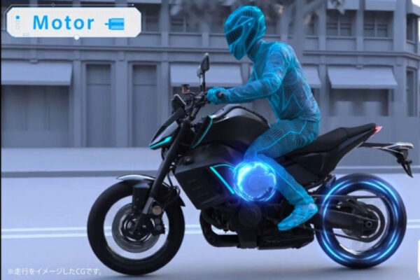 Konsep Yamaha MT-09 PHEV Bikin Penasaran