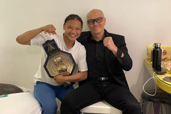 Membanggakan, Petarung BFC Dede Dina Rebut Sabuk One Pride Women Strawweight