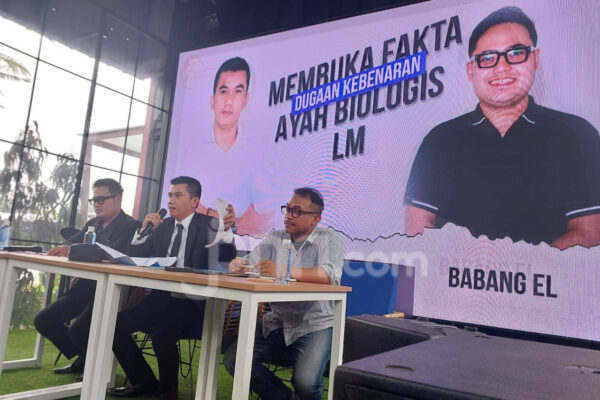 Mengaku Sebagai Ayah Biologis Anak Lisa Mariana, Revelino Siap Tes DNA
