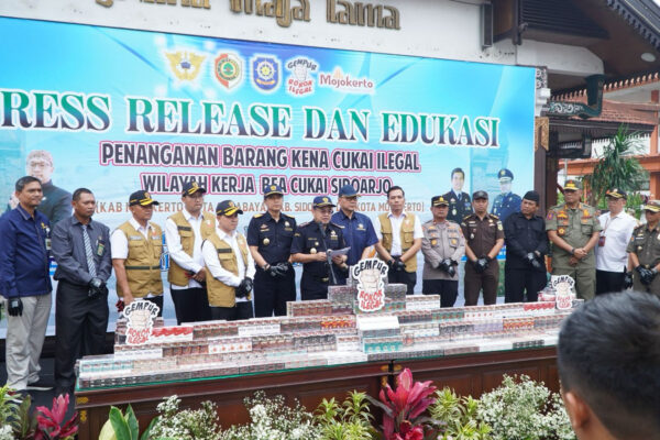 Musnahkan Rokok & Miras Ilegal Senilai Rp 19,3 Miliar, Ini Harapan Bea Cukai Sidoarjo
