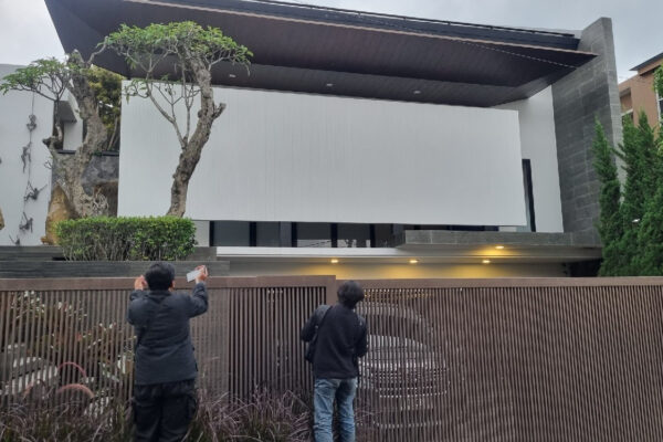 Obok-Obok Rumah Ridwan Kamil, KPK Sita Barang Mewah