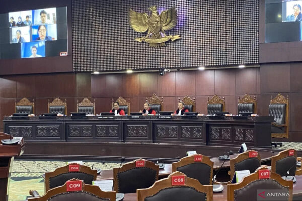 Pemohon Uji Formal UU TNI Minta MK Batalkan Undang-Undang Baru