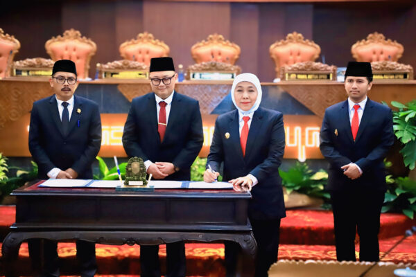 Pemprov Jatim 10 Kali Berturut-turut Raih Opini WTP, Khofifah: Ini Bukti Good Governance