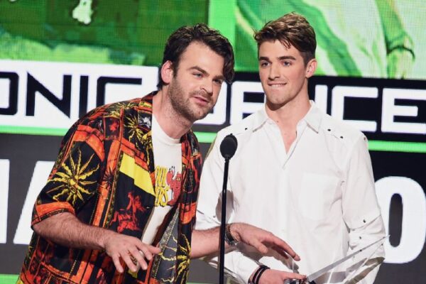 Pentas Kejutan The Chainsmokers di Kampus Arizona Berujung Penggerebekan