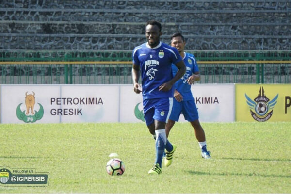 Persib Bandung Juara Back to Back, Legenda Ghana Turut Bersukacita