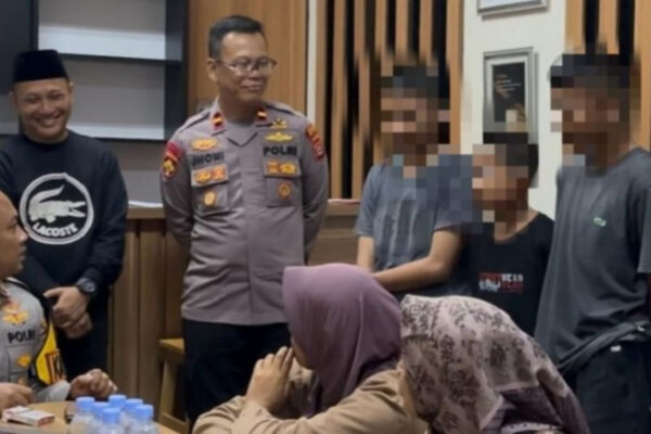 Polisi Gulung Belasan Pelajar SMP yang Tawuran Pakai Senjata Tajam di Serang