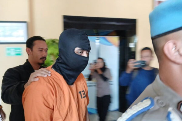 Polisi Ungkap Kasus Perampokan dengan Modus Berkenalan di Media Sosial