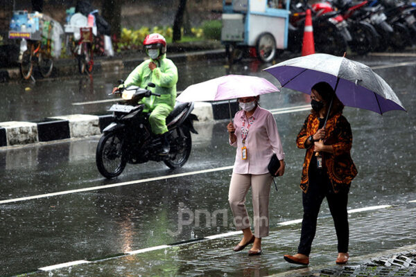 Prediksi Cuaca BMKG Hari Ini, Sejumlah Kota Besar Diguyur Hujan