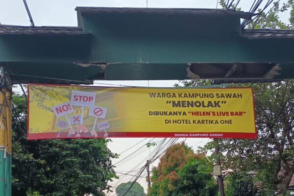 Ribuan Warga Kampung Sawah Tolak Gerai Miras di Kartika One