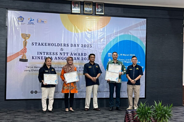 Selamat, Bank Mandiri Kembali Meraih Penghargaan dari Kanwil DJPb NTT