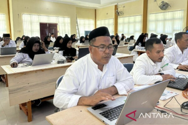 Seleksi PPPK Tahap 2, Zamroni: Semoga Semua Honorer Terserap, Amin