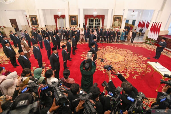 Semester Pertama Pemerintahan Prabowo: Ini 10 Menteri Paling Berprestasi
