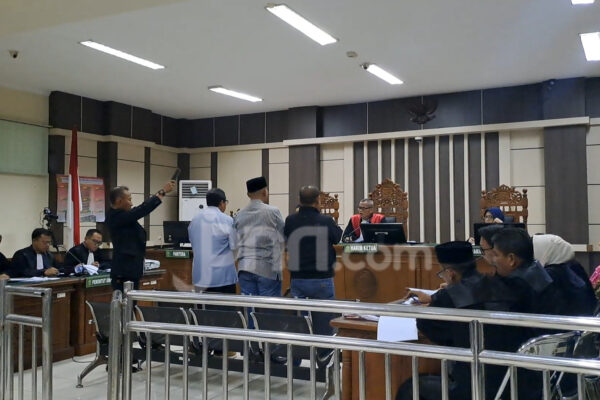 Tiga Saksi dari Gapensi Ungkap Fee 13 Persen Disetor ke Alwin Basri Suami Mbak Ita