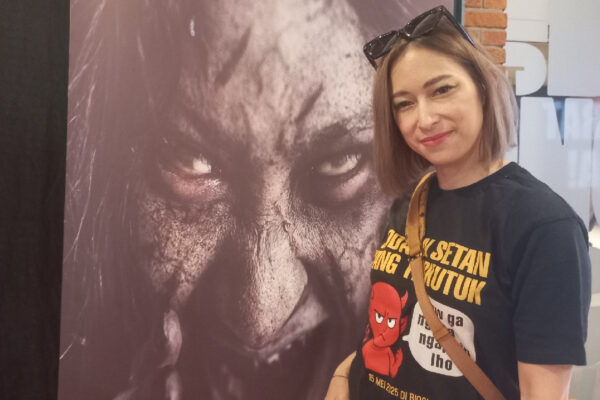 Vera Lasut Cerita Begini Soal Film Godaan Setan Yang Terkutuk