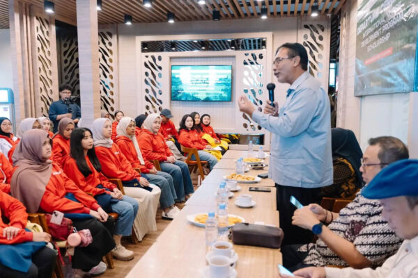 4 Universitas Kirim 46 Perawat Muda ke Austria Lewat Program Beasiswa Internasional Binawan