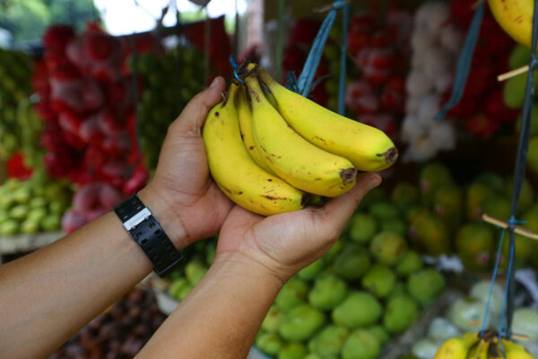 7 Bahaya Makan Pisang Berlebihan, Tidak Baik untuk Kesehatan Gigi