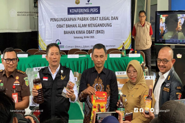 Bea Cukai & BPOM Semarang Ungkap Kasus Peredaran Obat Ilegal