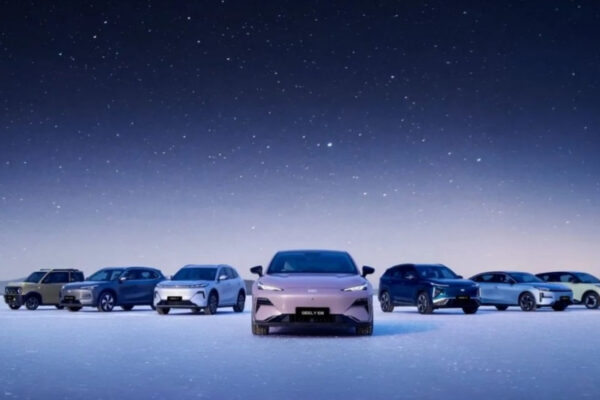 Geely Galaxy A7 Menjadi Model Pertama yang Dibekali Mesin PHEV Terbaru