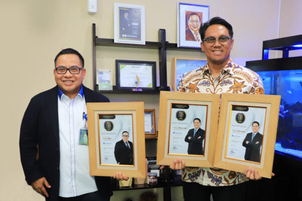 Jamkrindo Raih 3 Penghargaan di Ajang Indonesia Financial Top Leader Award 2025