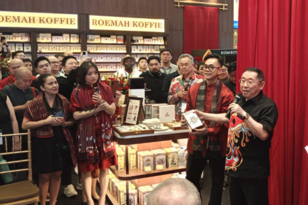 Lewat Roemah Koffie, Jerry Hermawan Lo Bakal Sekolahkan Anak Para Petani