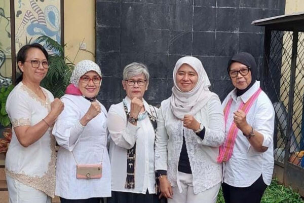 Pemberhentian Komisioner KTKI Dinilai Melanggar Hukum dan HAM