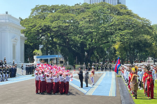Prabowo Sambut Presiden Senat Kamboja di Istana, Ini yang Dibahas