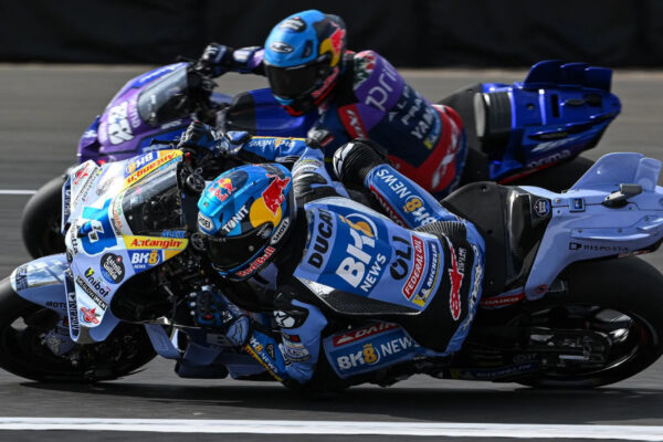 Practice MotoGP Inggris: Marc Marquez Kecelakaan, Alex Marquez Mencetak Rekor