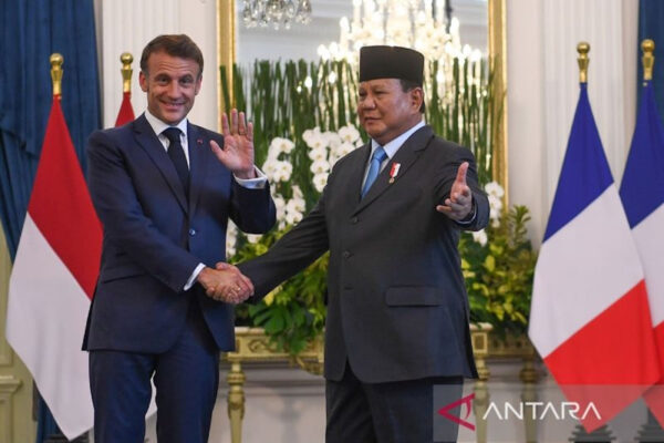Terobosan! Prancis Bakal Batasi Penjualan Senjata Tajam kepada Anak-Anak