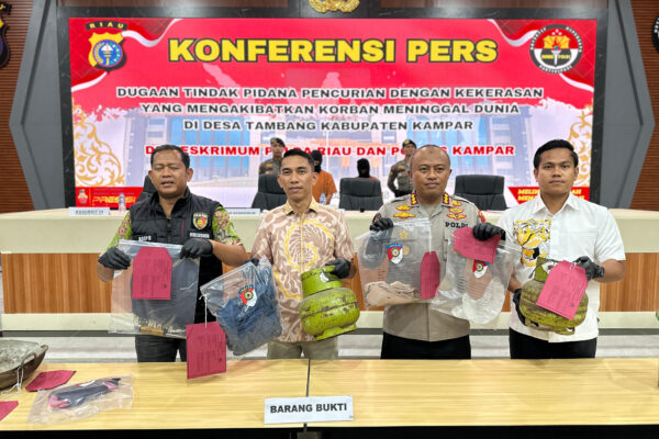 Baru Menang Arisan, IRT di Kampar Tewas Dibantai Tetangga Sendiri