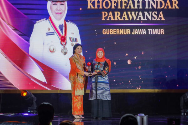 Khofifah Raih Banyak Prestasi Membanggakan Selama Memimpin Jatim