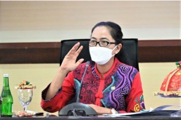 Legislator PDIP Menangis Dengar Jawaban Fadli Zon Soal Tragedi 98