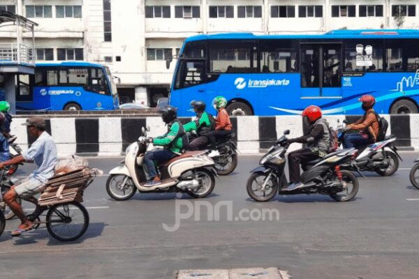 Pemerintah Diminta Hati-Hati soal Kenaikan Tarif Ojek Online