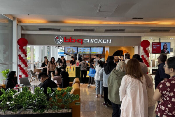 Rayakan HUT ke-30, bb.q Chicken Adakan Program Berhadiah Trip ke Korea